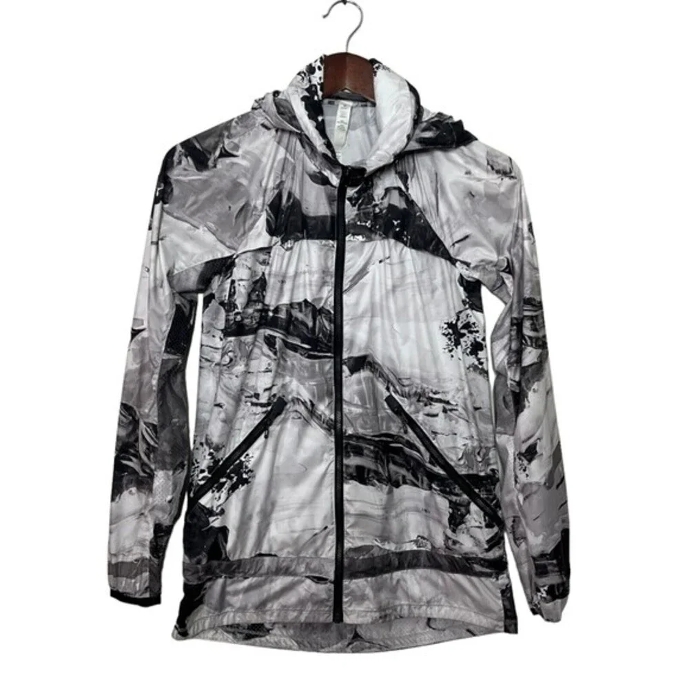 Lululemon Miss Misty II Jacket‎ Women's 2 Lightweight Travel Active Layering